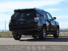 2017 TOYOTA 4RUNNER | LEATHER | LOADED | 3RD ROW - Photo 5