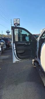 2024 GMC Sierra 2500HD SLE - Photo 12