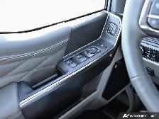 2027 Ford F-350 Super Duty Platinum - Photo 18