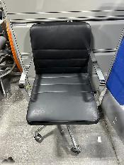 9to5 Diddy Conference Chair – Comfortable & Stylish!