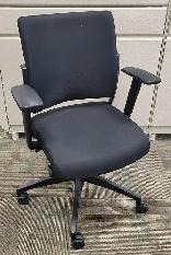 Teknion Fitz Synchro-Tilt Task Chair!