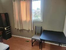 room for rent - Photo 2