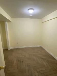 Basement for rent near trinity mall brampton! - Photo 5