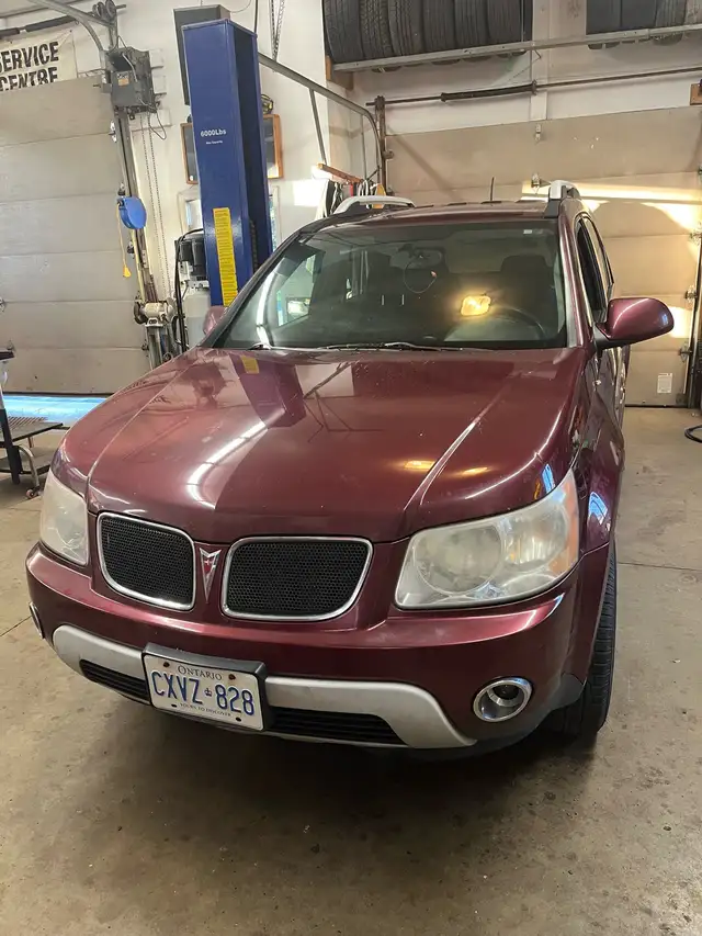 2009 Pontiac runs great my  daily  best offer takes