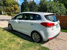 2015 Kia Rondo EX JUST SAFETIED black leather int. Backup cam - Photo 4