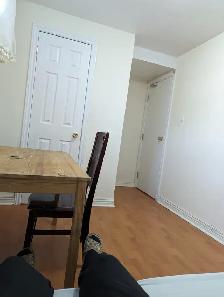 Bright Furnished Room with Parking @York University Village - Photo 2