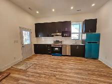 2 Bed 2 Bath Detached House Rent Kitchener