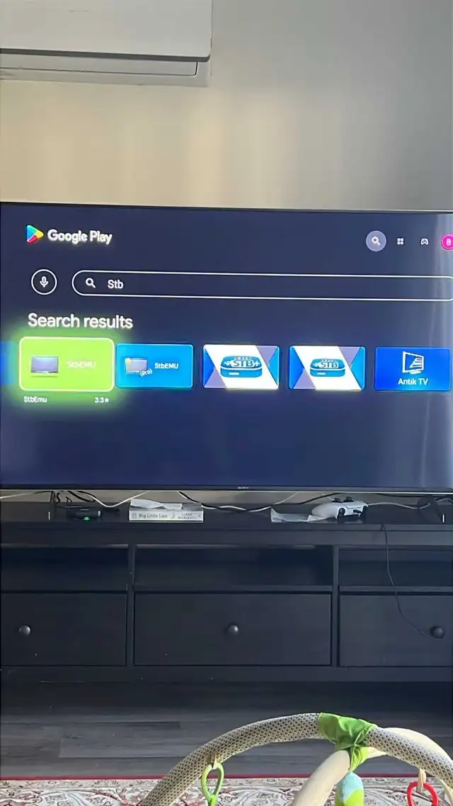world 4K T\/: smooth less available