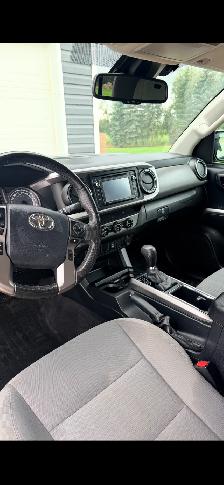 2018 Toyota Tacoma SR5 4x4 - Photo 6