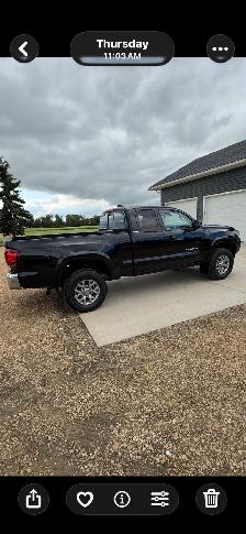 2018 Toyota Tacoma SR5 4x4 - Photo 8