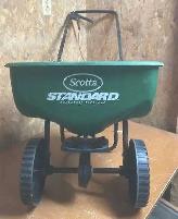 SCOTT STD BROADCAST SPREADER (VGC) - Photo 2