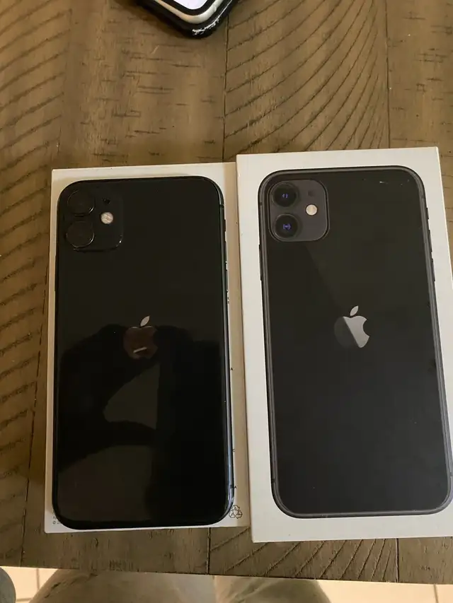 Black Iphone 11 gb gb