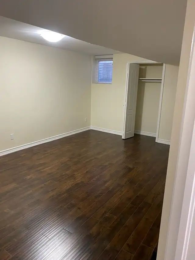 Room for rent in Brampton