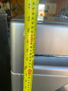 FREE – LG front-load dryer (works)   washer (needs repair), with - Photo 4