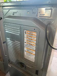 FREE – LG front-load dryer (works)   washer (needs repair), with - Photo 8