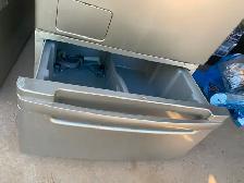 FREE – LG front-load dryer (works)   washer (needs repair), with - Photo 10