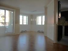 Superbe condo 4 ½ à Saint-Eustache – Décor impeccable (950 pi²) - Photo 6