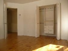 Superbe condo 4 ½ à Saint-Eustache – Décor impeccable (950 pi²) - Photo 9
