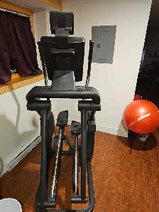 NordicTrak Elliptical - Photo 2