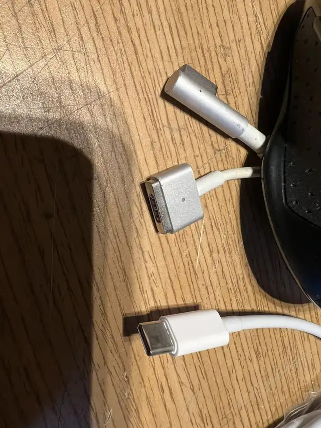 MacBook power adapters - MagSafe 1, 2 & USB-c