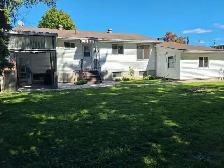 4 Bedroom duplex in Arnprior - Photo 2
