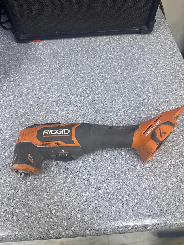Ridgid R86240 18V Brushless Oscillating Tool (Tool Only)
