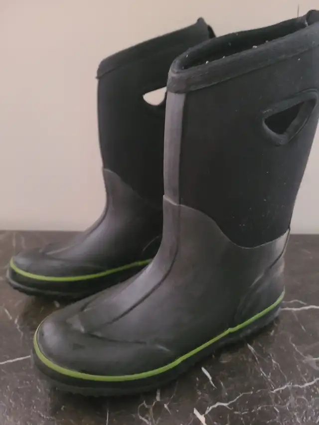 Youth boy Waterproof Winter Boots By Cougar Size US 2