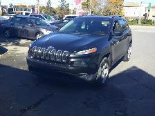 2016 Jeep Cherokee Sport ON or QC Safety Included - Photo 3