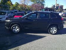 2016 Jeep Cherokee Sport ON or QC Safety Included - Photo 4