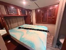 2015 35’ Everlite trailer- loaded 3 tipouts luxury - Photo 8