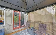 Bright & Carpet-Free End-Unit Freehold Townhome! - Photo 18