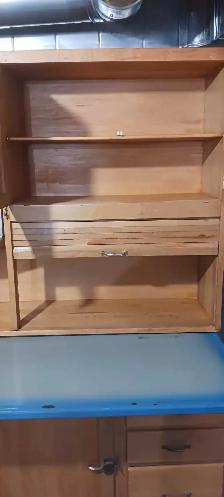 Antique Bakers Rack With Cupboard - Photo 4