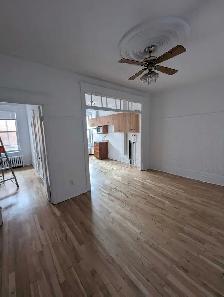 4 1/2 Beaudry Lease Transfer Oct or November - Photo 3