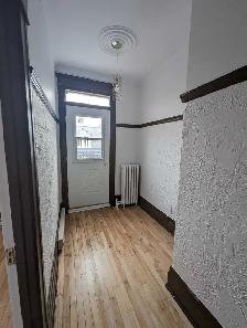 4 1/2 Beaudry Lease Transfer Oct or November - Photo 8