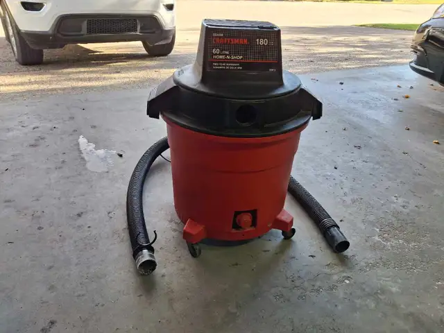 CRAFTSMAN 60 Litre Wet/Dry Shop Vacuum