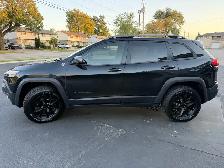2015 Jeep Cherokee Trailhawk 4WD 4dr Trailhawk - Photo 4