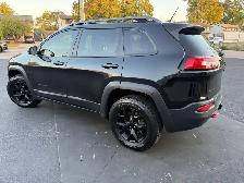2015 Jeep Cherokee Trailhawk 4WD 4dr Trailhawk - Photo 5