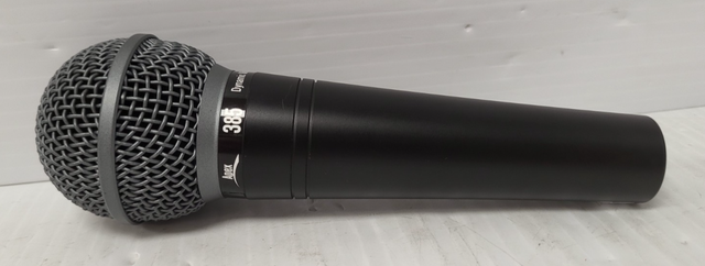 (N95144-3) Apex 385 Dynamic Microphone