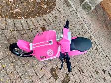 Brand New Pink Electric Scooter $250 - Photo 2