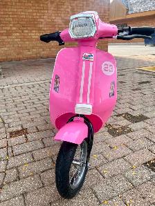 Brand New Pink Electric Scooter $250 - Photo 4