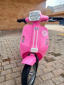 Brand New Pink Electric Scooter $250 - Photo 5