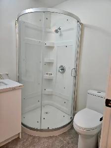 Private room for rent with shared washroom and kitchen - Photo 2