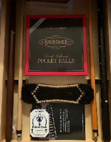 Brunswick Pool Table - Photo 5