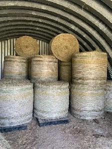 4x4 Rounds bales for sale . - Photo 2