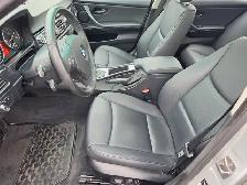 2010 BMW 3 Series - Photo 9