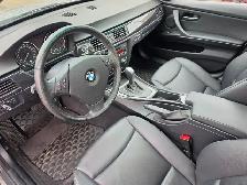2010 BMW 3 Series - Photo 10