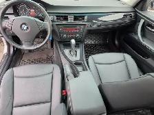 2010 BMW 3 Series - Photo 11