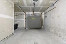 2-BEDROOM TOWNHOUSE | 2 FULL BATH | OFFICE AREA | 3 PARKING - Photo 20