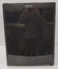 (B1475) Dometic RH141D Mini Fridge