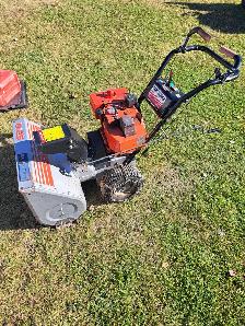 Sears 8/25 Snow Blower - Photo 2